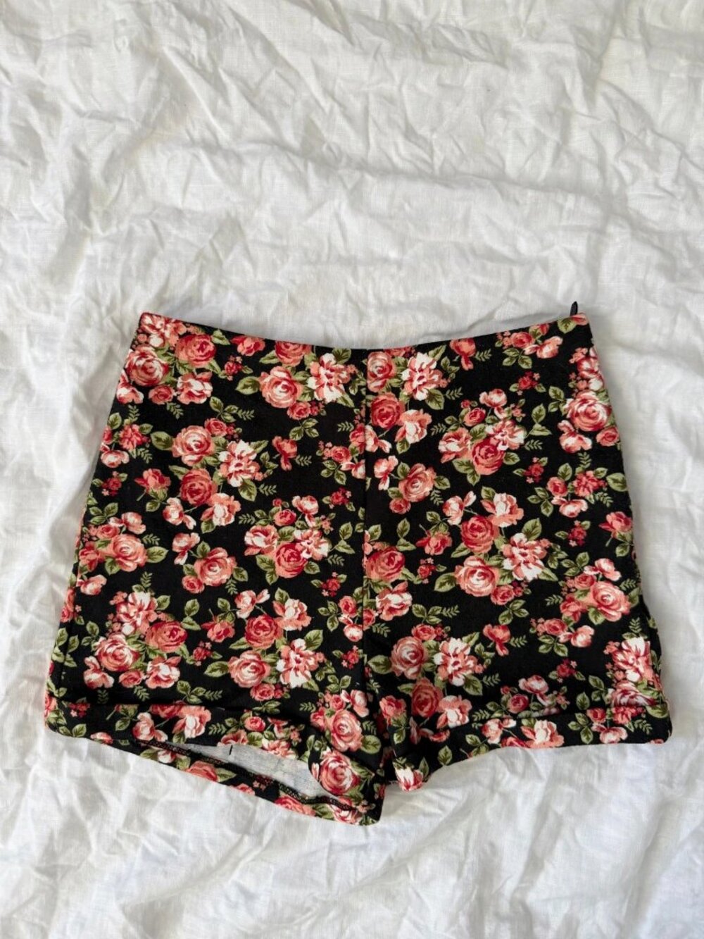 Forever 21 Black Rose Print Knit Micro Shorts XS High Rise Coquette Y2K Festival